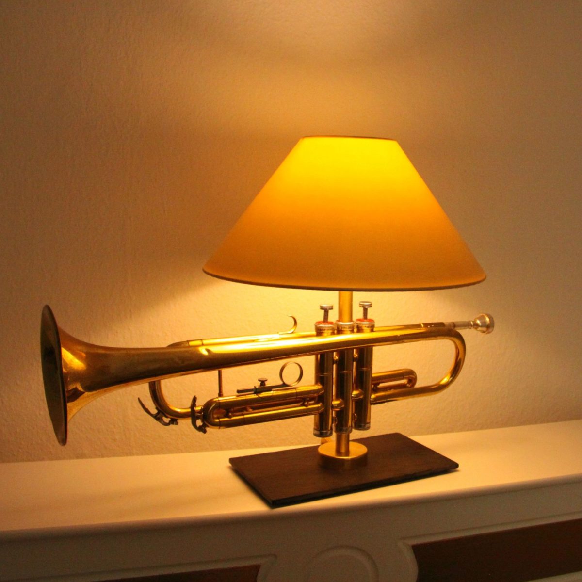 Trompete_Lampe_Vintage_Design_#01A
