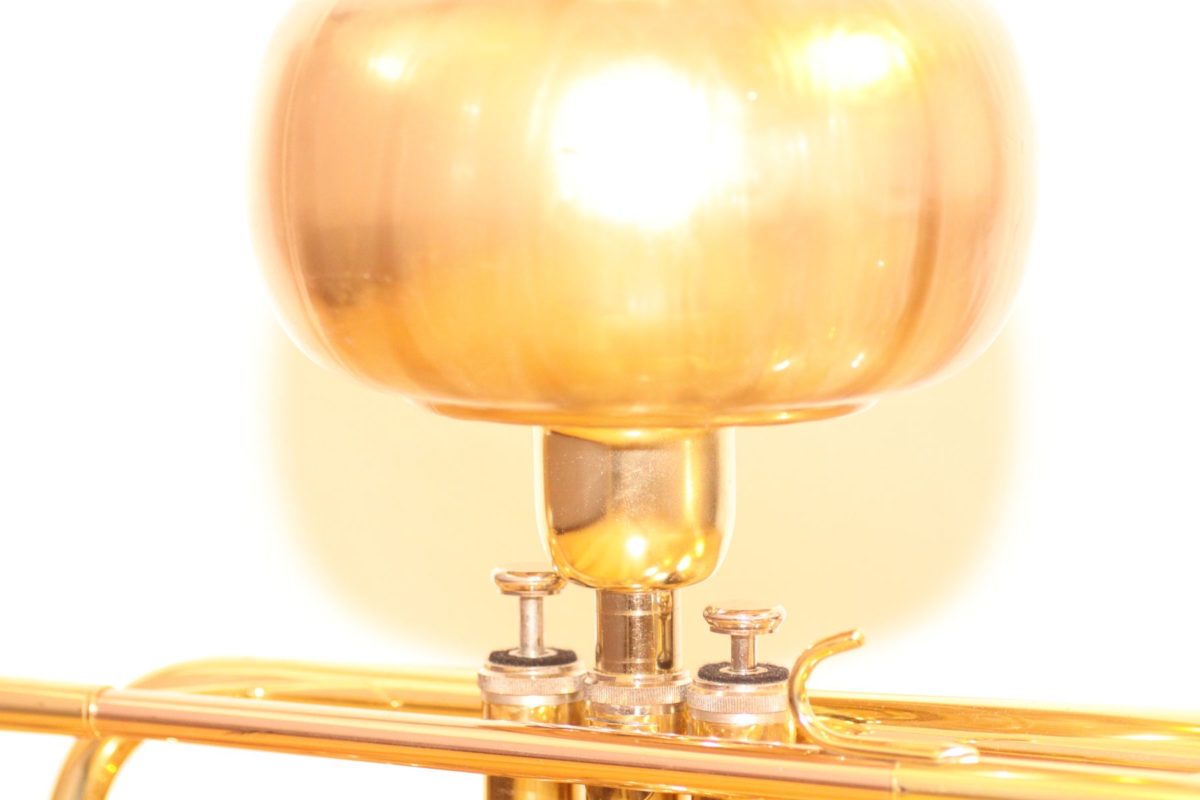 Trompetenlampe Glasschirm Gold Handarbeit Vintage Design