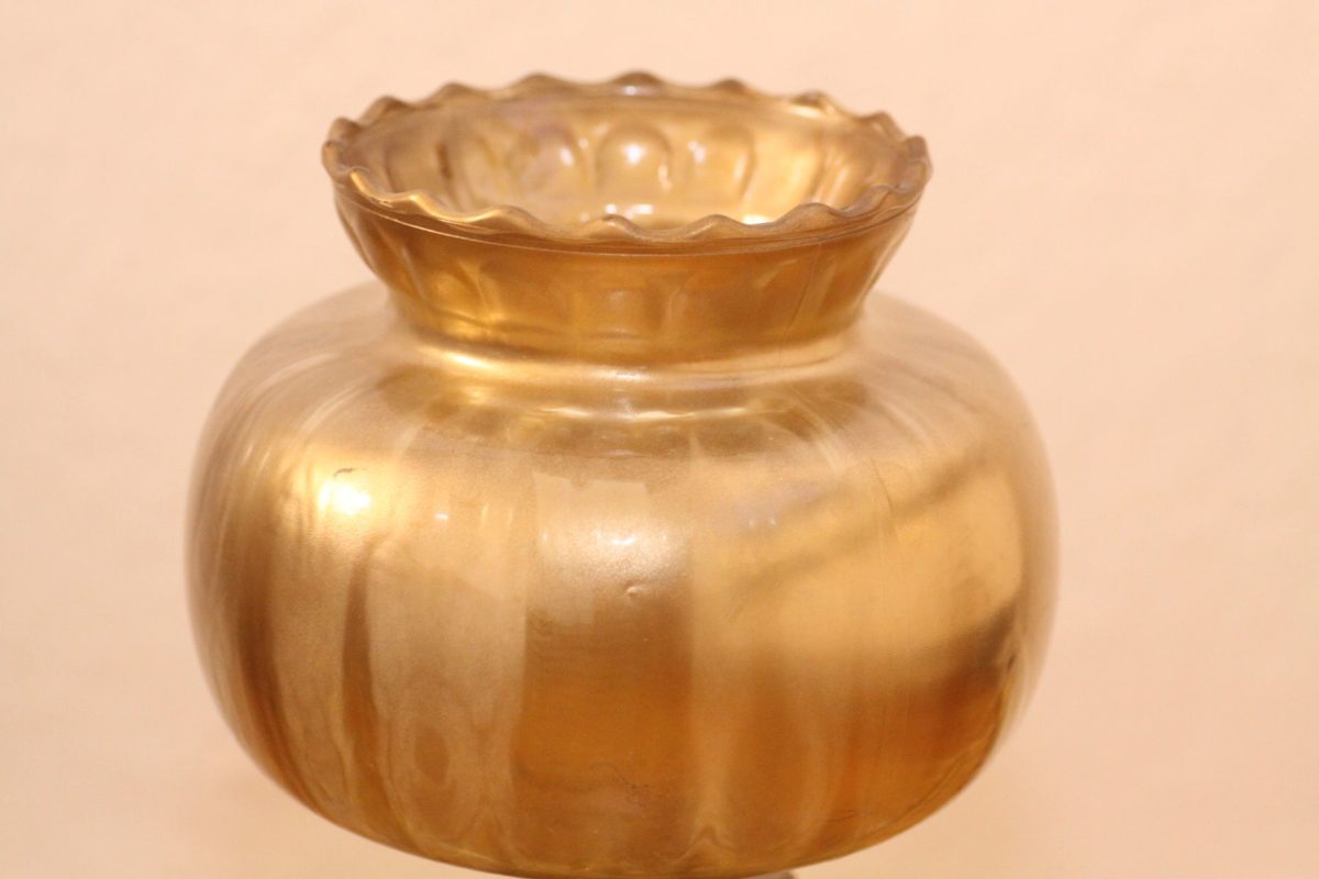 Trompetenlampe Glasschirm Gold Vintage Design