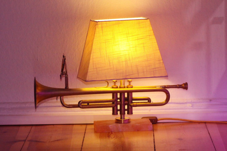 Trompetenlampe Tischlampe Vintage Design Handmade Einzelstück