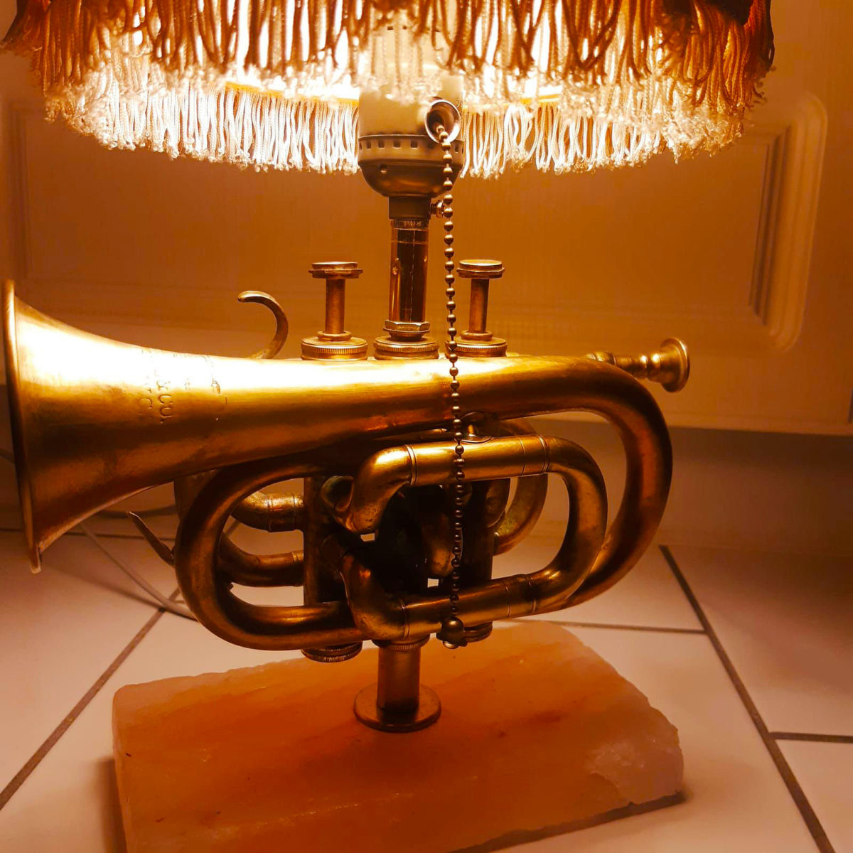 Trumpet lamp table lamp salt block fringes vintage retro