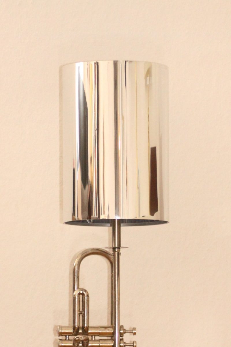 Trompetenlampe Stehlampe Silber Edison Glühbirne Lampenschirm Aus