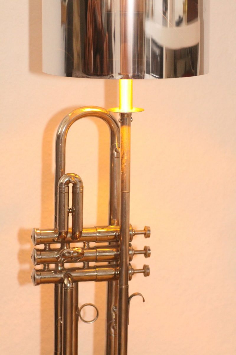 Trompetenlampe Stehlampe Silber Edison Glühbirne Trompete