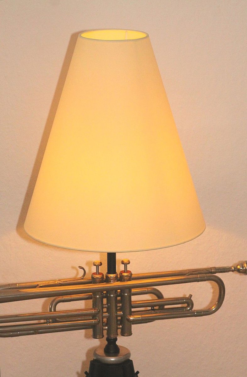 Trumpet lamp floor lamp black silver beige switched on