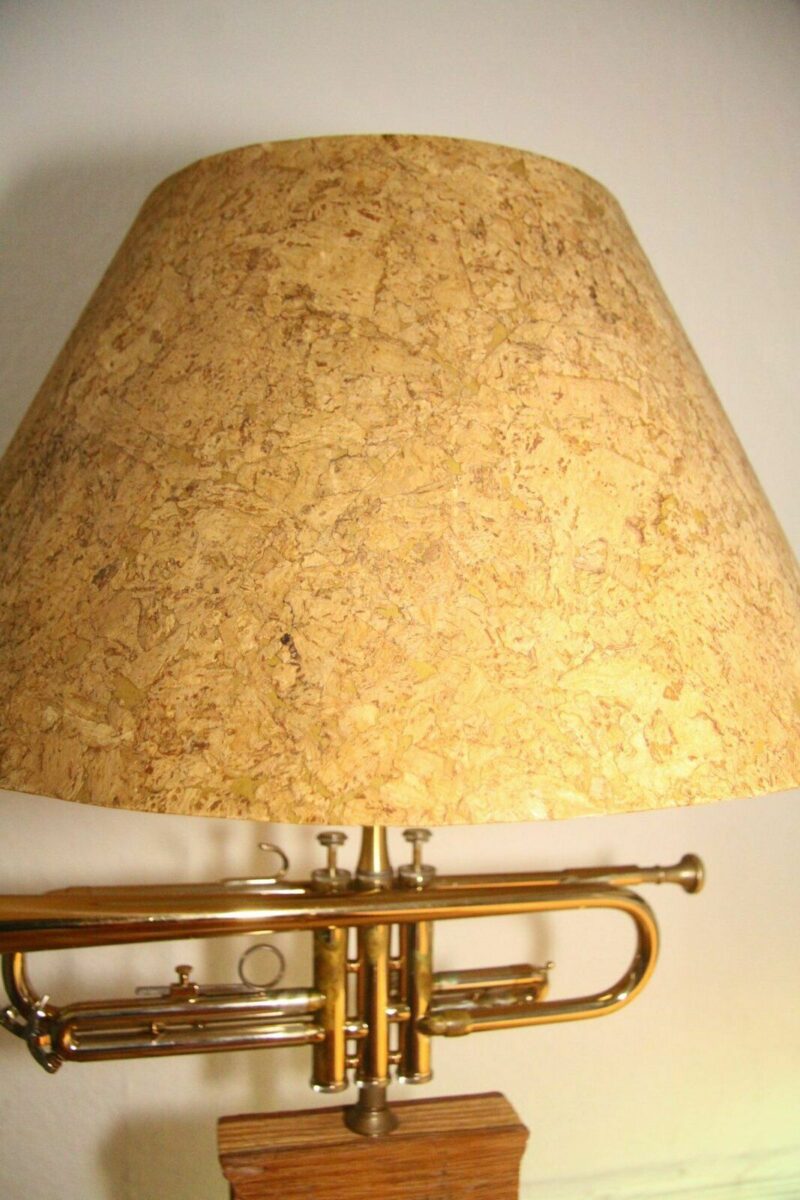 Trompetenlampe Stehlampe Holz Lampenschirm Kork Nachhaltig
