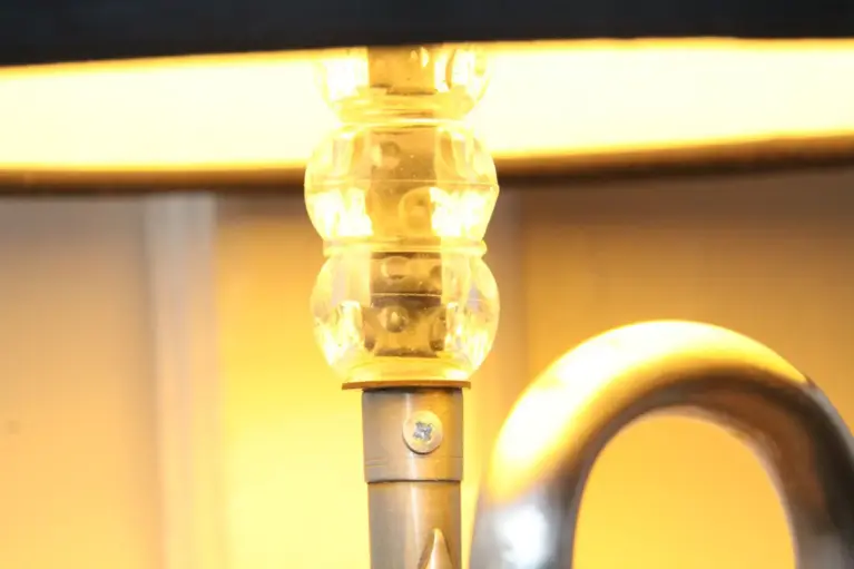 Trompetenlampe Stehlampe Silber Schwarz Nachhaltig Unikat