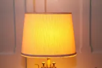 Trompetenlampe Stehlampe Holzbalken Massiv Retro Vintage