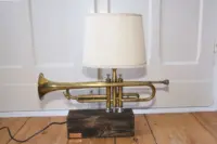 Trompetenlampe Stehlampe Holzbalken Massiv Retro Vintage