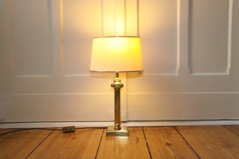 Tischlampe Tischleuchte Messing Retro Vintage 80er Jahre