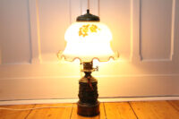 Tischlampe Messing Glasschirm alte franz. Öllampe Einzelstück Unikat
