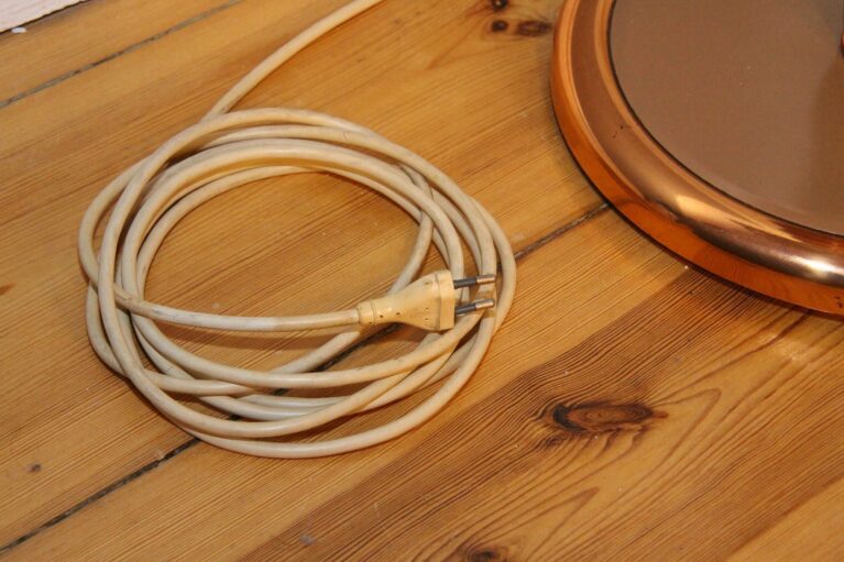 Stehlampe Metall Holz Beige Braun 157cm Fransen 90er J Vintage