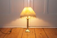 Tischlampe Tischleuchte Messing Beige 90er Jahre Retro