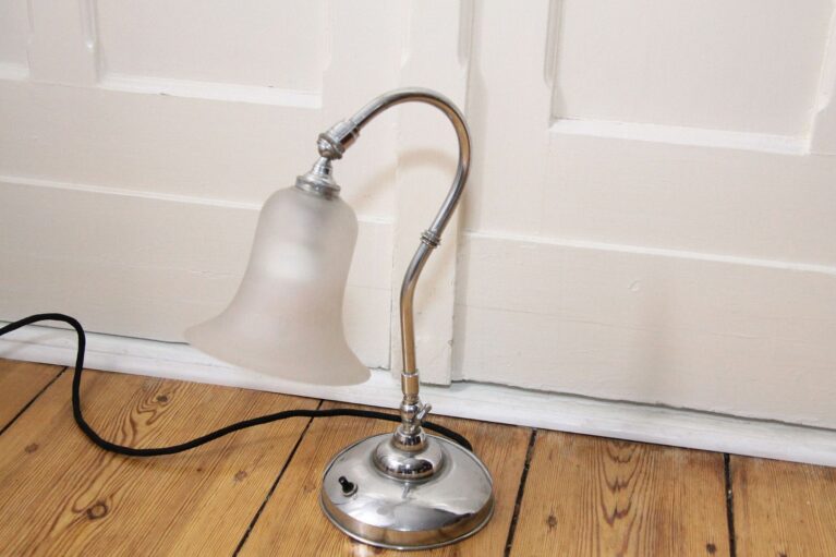 Schreibtischlampe Tischlampe Silber Industriedesign 60-70er Jahre