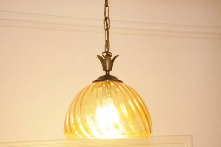 Hängelampe Deckenlampe Messing Glasschirm Creme Retro Vintage