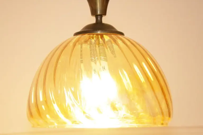 Hängelampe Deckenlampe Messing Glasschirm Creme Retro Vintage
