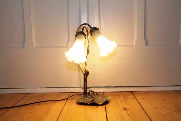 Tischlampe Tischleuchte Messing Antik Silber Glasschirme 70er Jahre