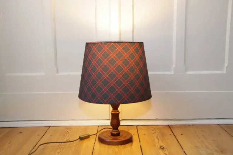 Tischlampe Tischleuchte 43cm Holz Textil Kariert 80er J Vintage