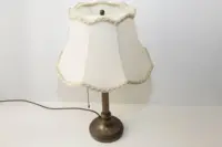 Tischlampe Messing Textil Zugschalter 1970er Jahre Vintage Antik