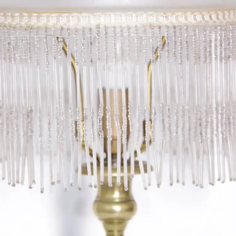 Tischlampe Glasschirm Opalglas Kunstglasperlen 54cm 70er J Retro