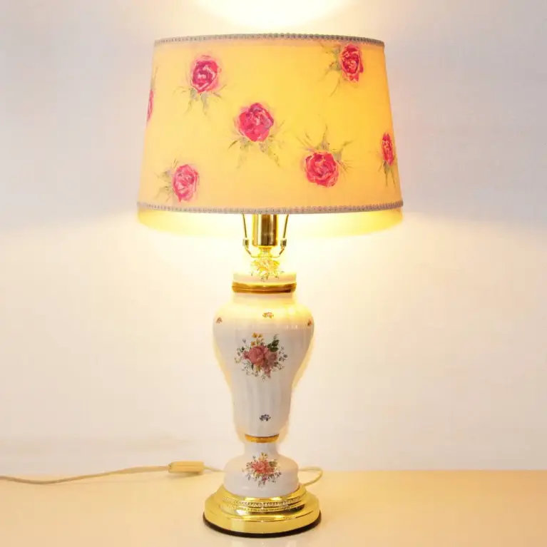 Tischlampe Porzellan Handbemalt 1980er Jahre Vintage