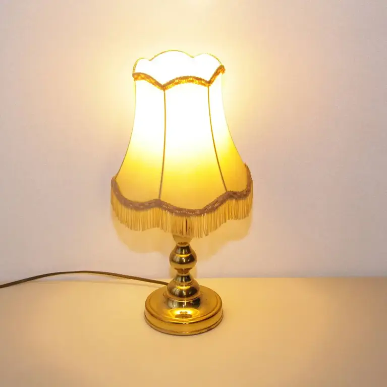 Tischlampe Messing Kunstleder Stoffbordüren Fransen 43cm 80er J Vintage