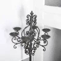 Antiker 6-armiger Kerzenständer aus massivem Stahl