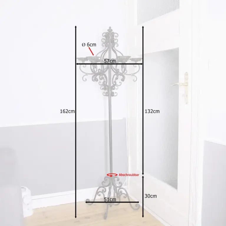 Antiker 6-armiger Kerzenständer aus massivem Stahl
