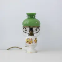 Petroleumlampe Glasschirm Opalglas Grün Porzellan 70er J Vintage