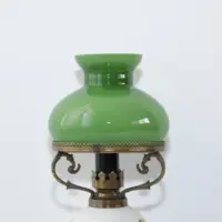 Petroleumlampe Glasschirm Opalglas Grün Porzellan 70er J Vintage