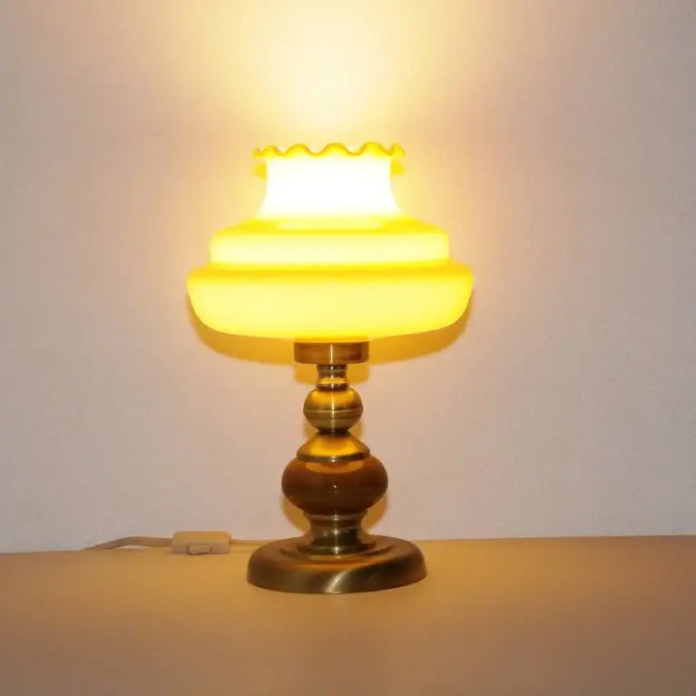 Lampe Messing Keramik Glasschirm Creme Gold 1970er J Vintage