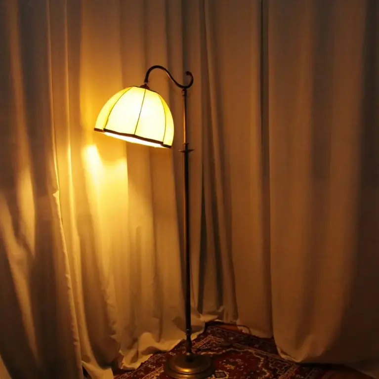 Stehlampe Messing Antik-Gold Beige 1970er J Vintage