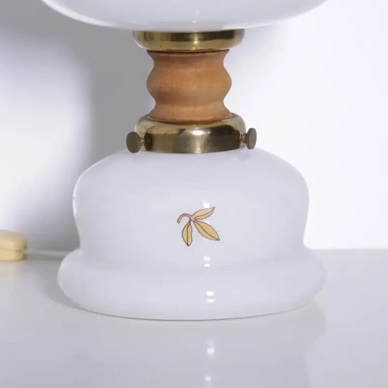 Petroleumlampe Glasschirm Opalglas 1970er J Retro