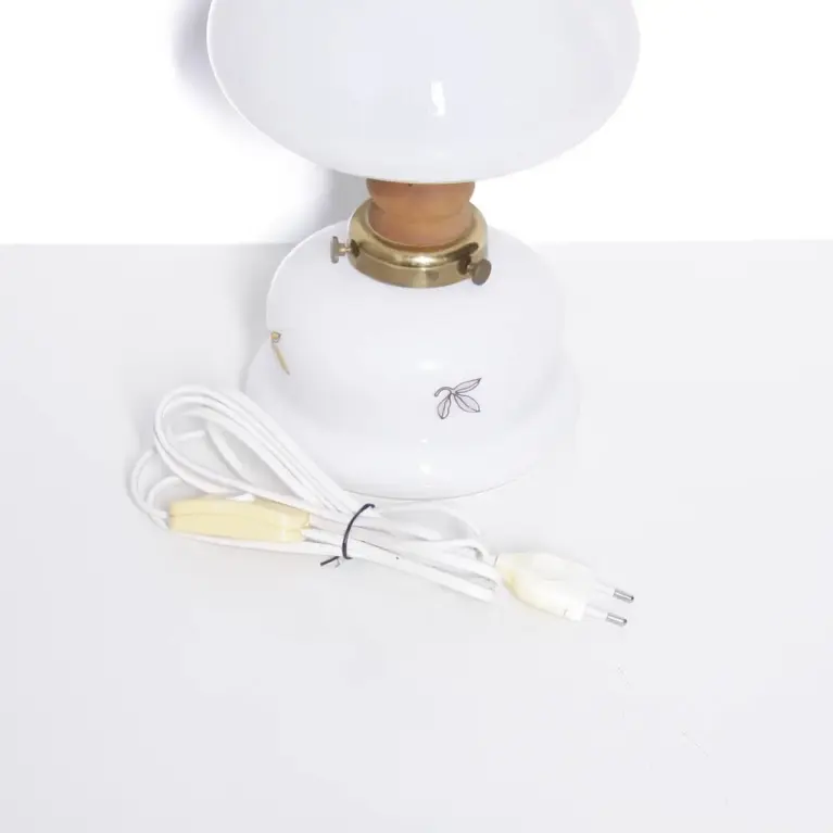 Petroleumlampe Glasschirm Opalglas 1970er J Retro