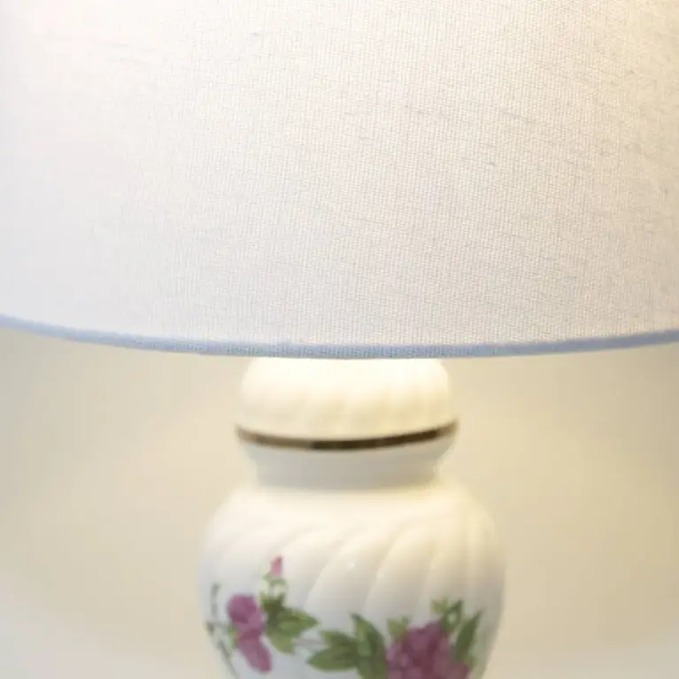 Tischlampe Porzellan Handbemalt 1980er Jahre Vintage