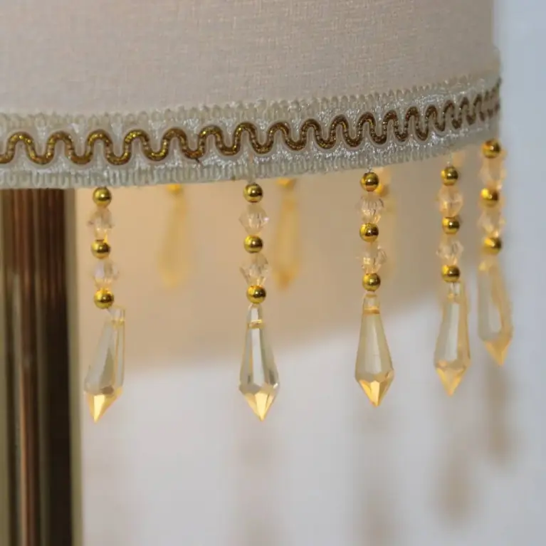 Tischlampe Messing Textil Fransen Kunstglasperlen 90er J Vintage