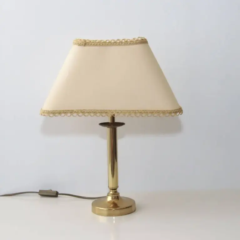 Tischlampe Messing Stoffbordüre 43cm 90er J Vintage