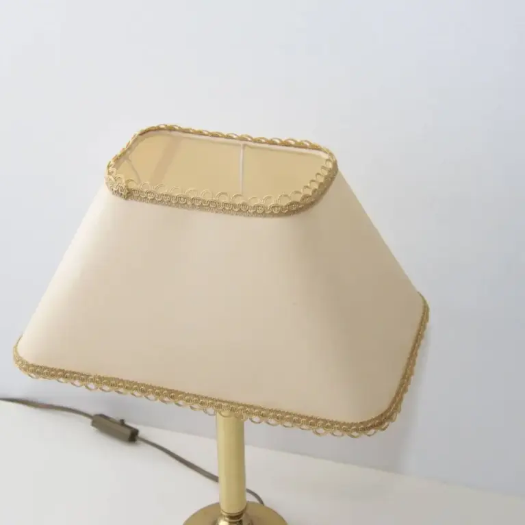 Tischlampe Messing Stoffbordüre 43cm 90er J Vintage