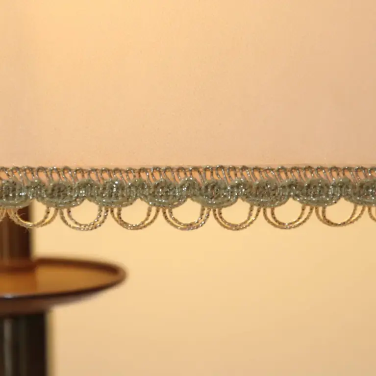 Tischlampe Messing Stoffbordüre 43cm 90er J Vintage