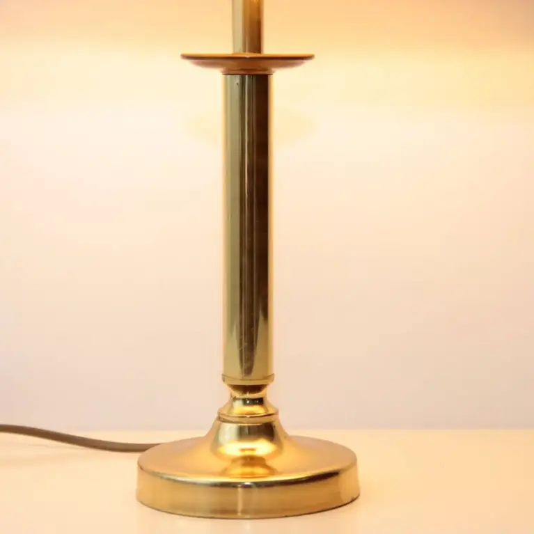 Tischlampe Messing Stoffbordüre 43cm 90er J Vintage
