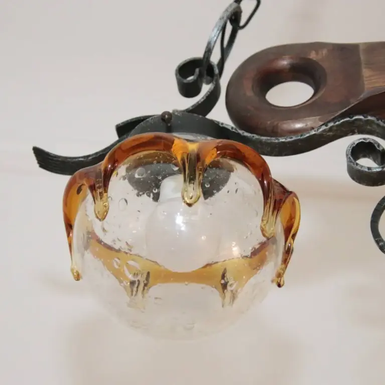 Vintage Deckenlampe mit 2 Glasschirmen – rustikal & dekorativ