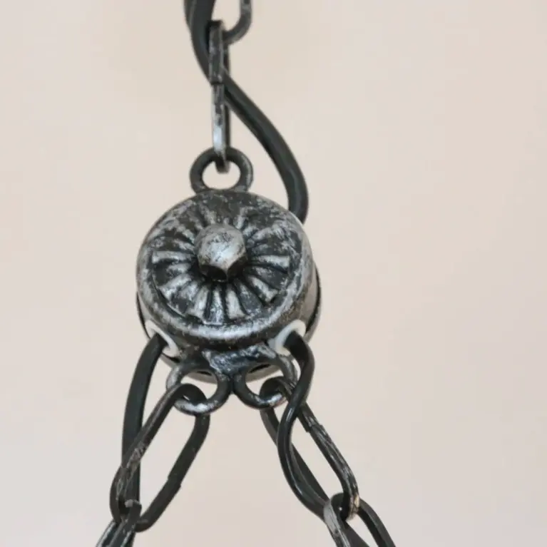 Vintage Deckenlampe mit 2 Glasschirmen – rustikal & dekorativ