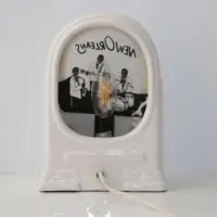 Porzellan Tischlampe Radio-Design „New Orleans“ – dekorative Vintage Leuchte