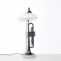 Trompetenlampe Stehlampe Schwarz Glasschirm Unikat