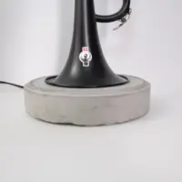 Trompetenlampe Stehlampe Schwarz Glasschirm Unikat